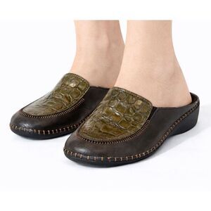 La Plume leather croc design slide clogs size 39